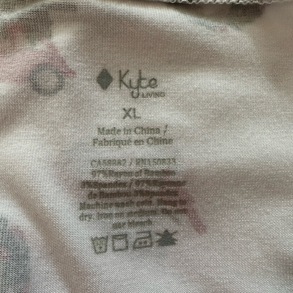 Kyte Women’s Christmas’s Holiday Wreath Long Sleeve Bamboo Pajama Top (Size XL) - Picture 4 of 7